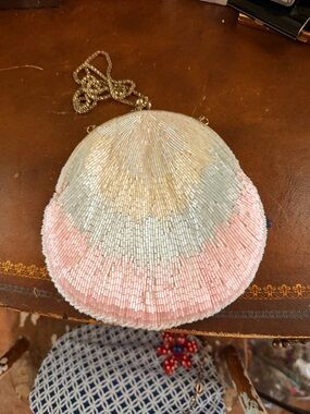Beaded Shell-Pattern Crossbody Bag in Pink, Cream & Light Blue